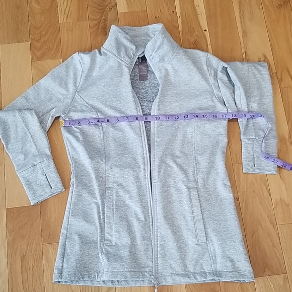 Sporty Jacket - Picture 4 of 7